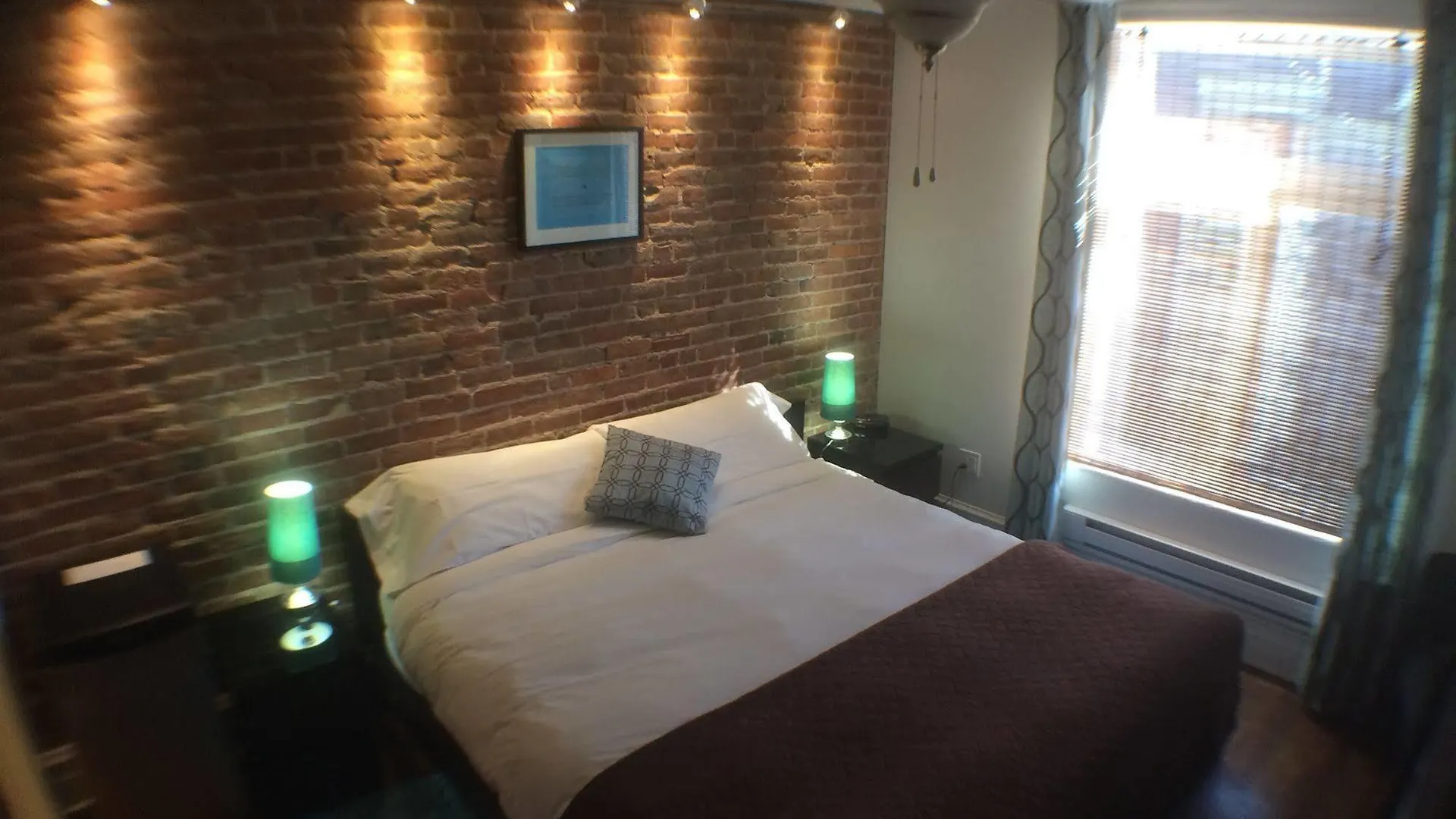 Atmosphere B&B Montreal 3*,
