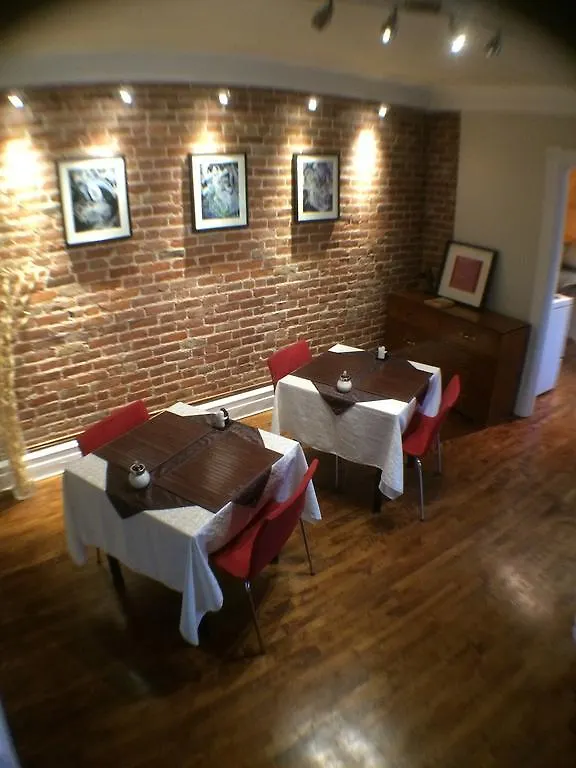 *** Bed & Breakfast Atmosphere B&B Montreal Canada